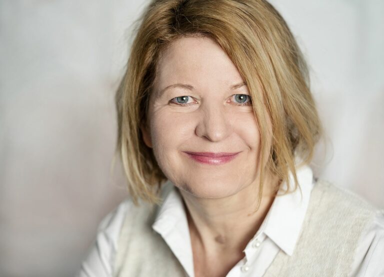 Wie die Podcastfabrik den Medizinsektor erobert