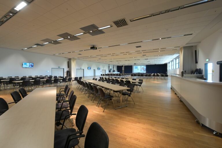 PHOENIX CONTACT arena: Sport, Show und Kongress im Land des Hermann